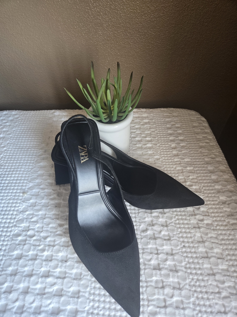 Zara Black Pointed Slingback Block Heel Pumps